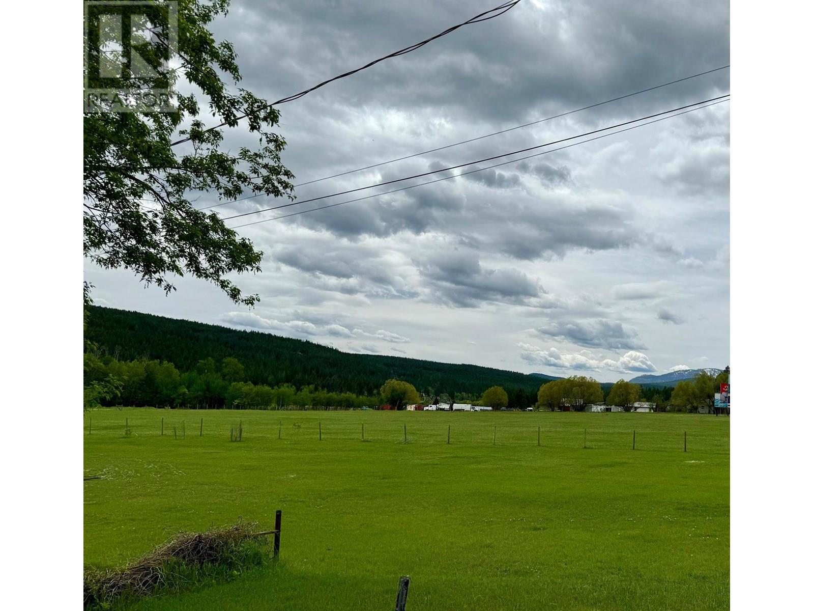 2000 3/95 Highway, Cranbrook, British Columbia  V1C 6X9 - Photo 17 - 2479349