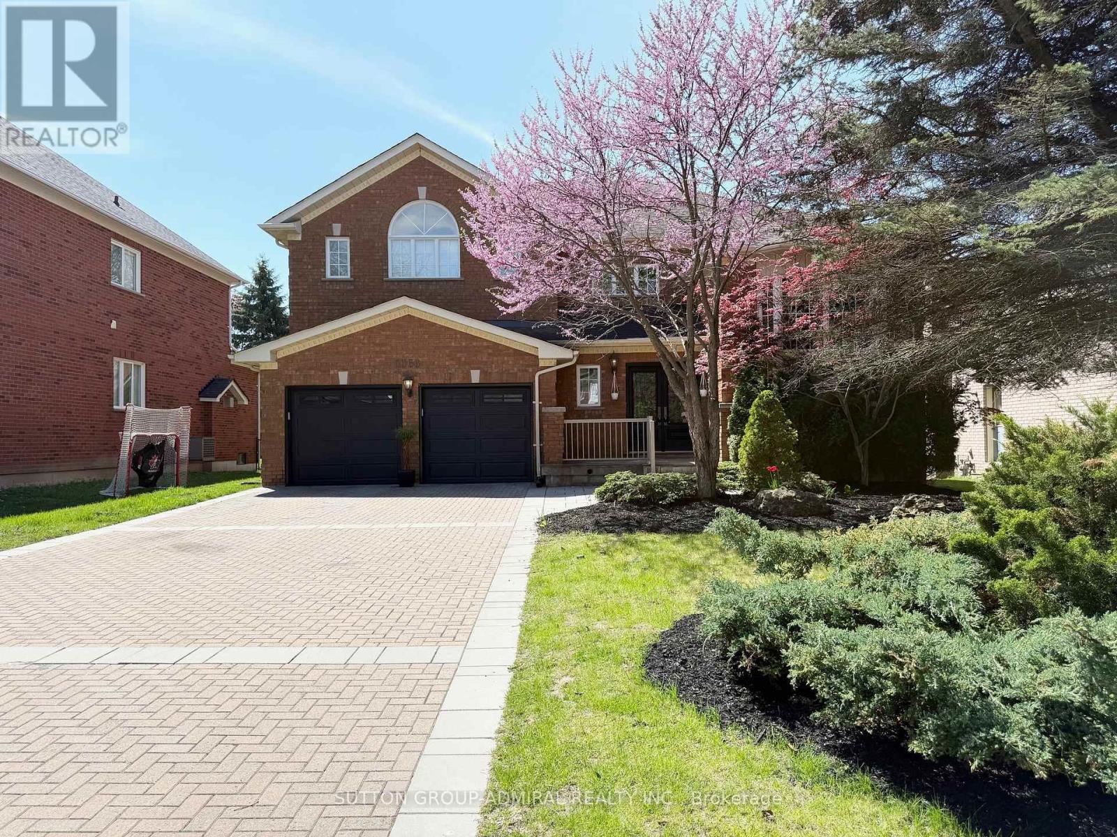 1066 Secretariate Road, Newmarket, Ontario  L3X 1M3 - Photo 2 - N12217661