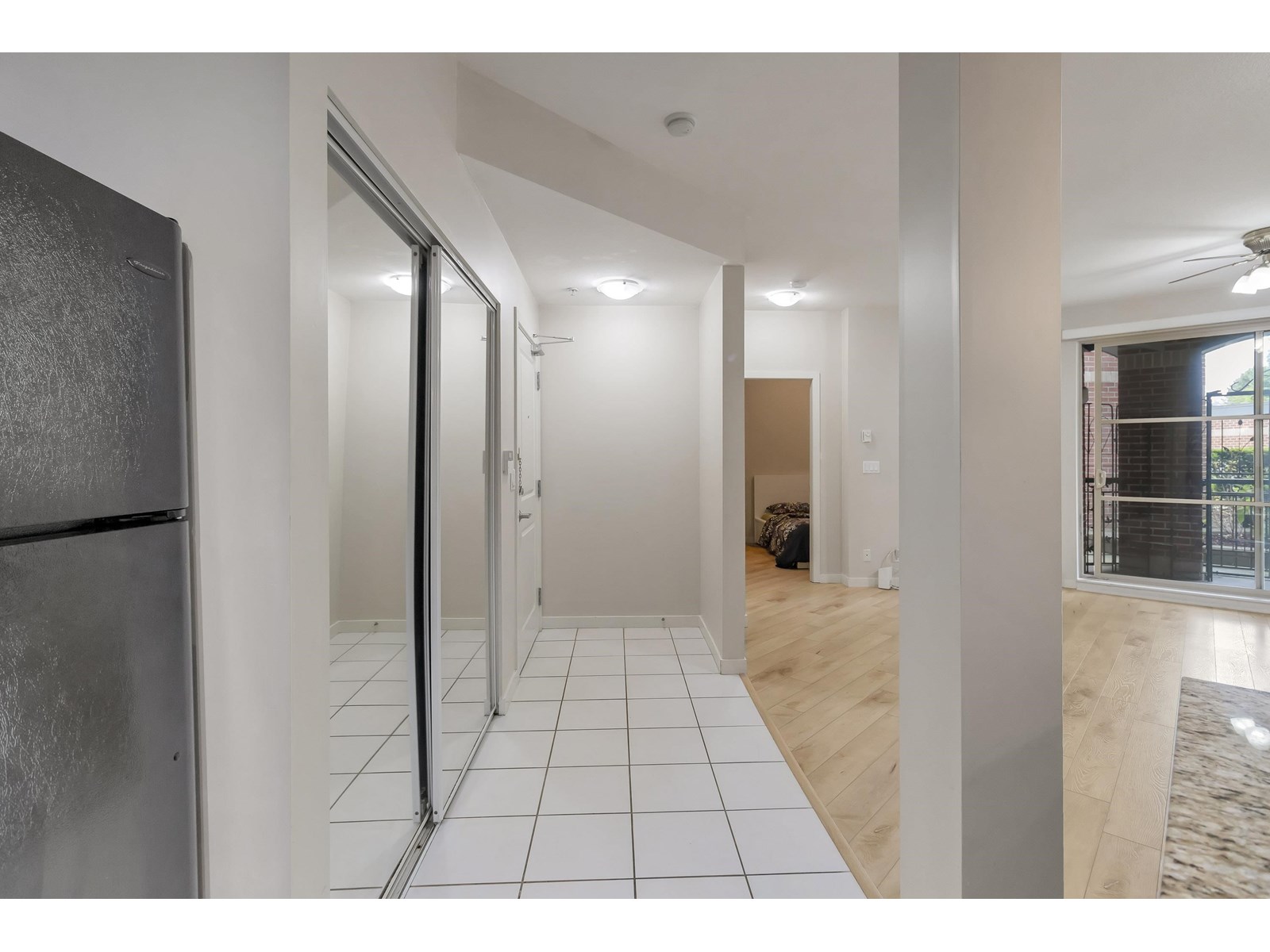 101 10455 University Drive, Surrey, British Columbia  V3T 0A5 - Photo 11 - R3015347