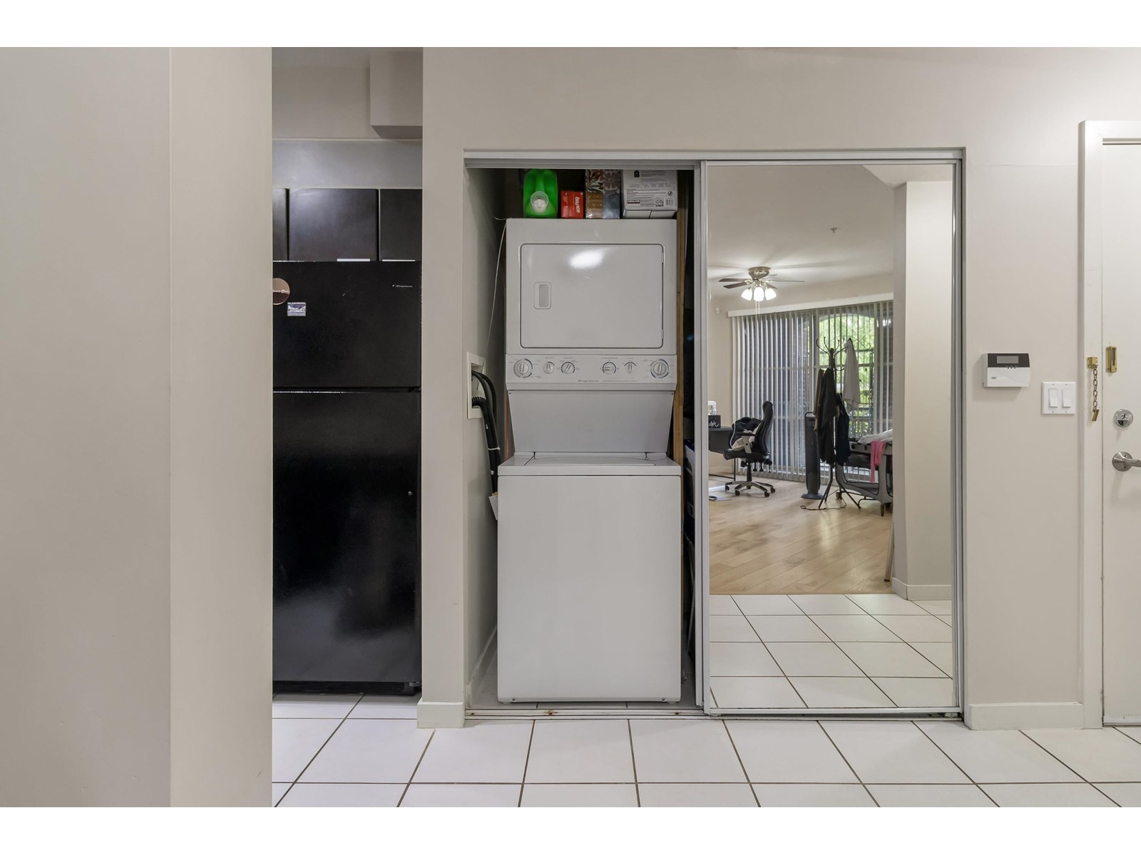 101 10455 University Drive, Surrey, British Columbia  V3T 0A5 - Photo 14 - R3015347