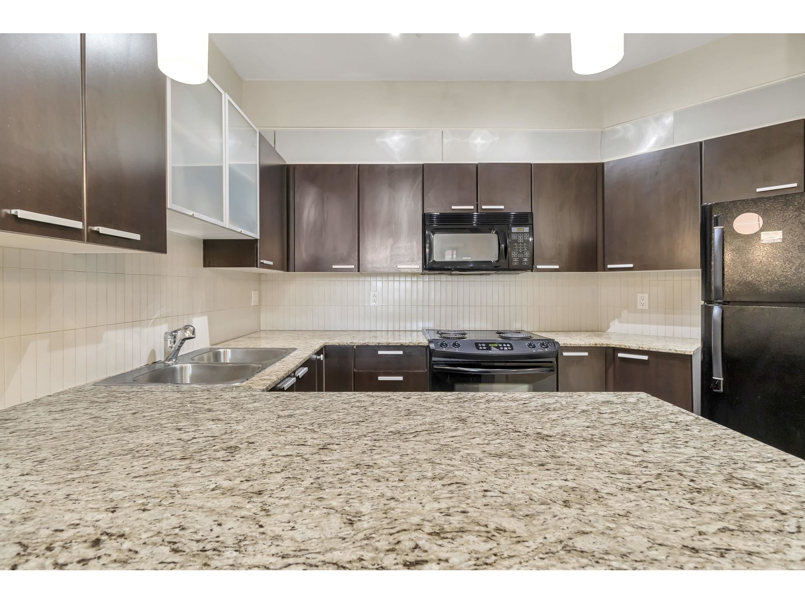 101 10455 University Drive, Surrey, British Columbia  V3T 0A5 - Photo 10 - R3015347
