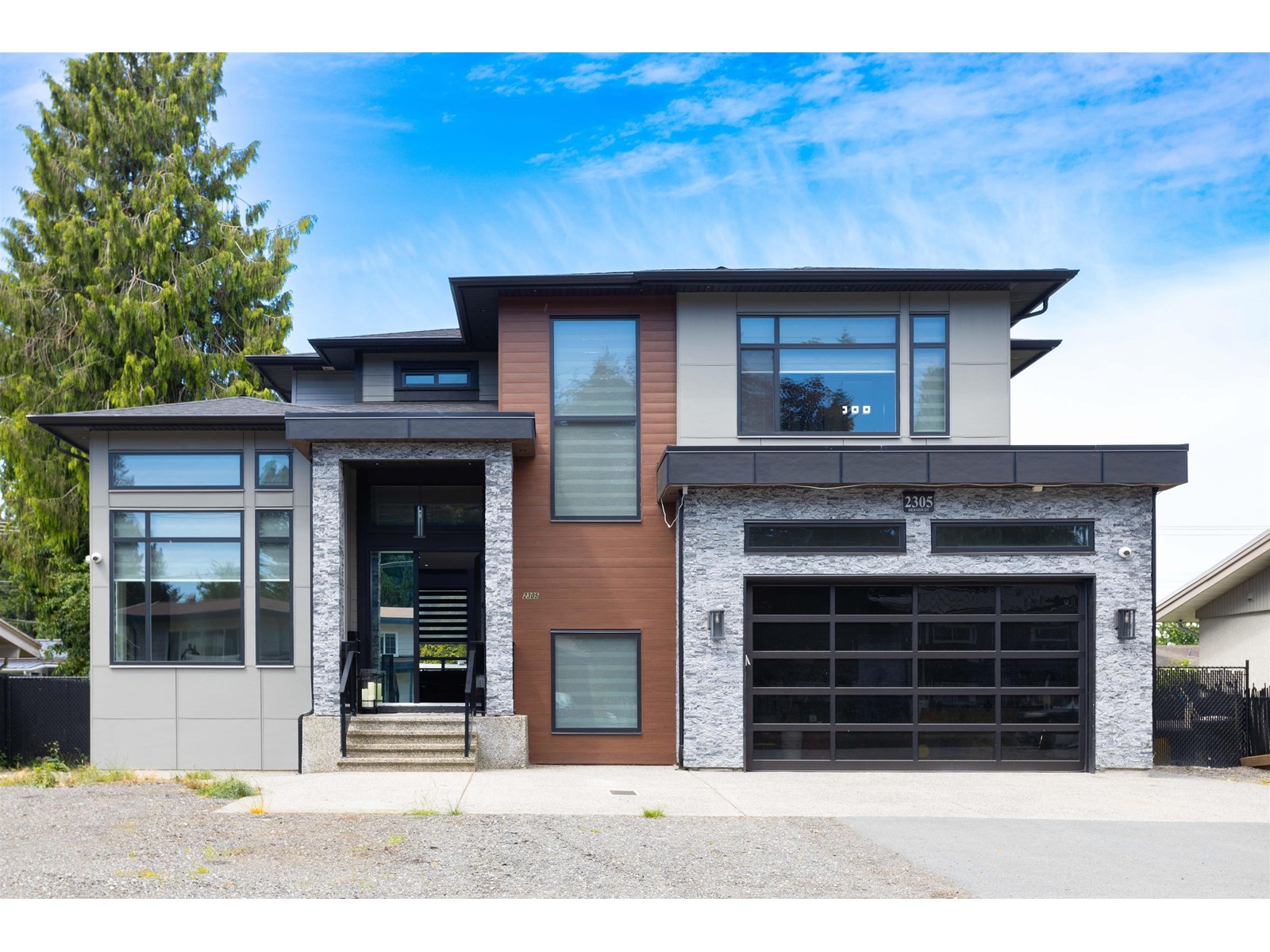 Property at 2305 BEAVER STREET image 2