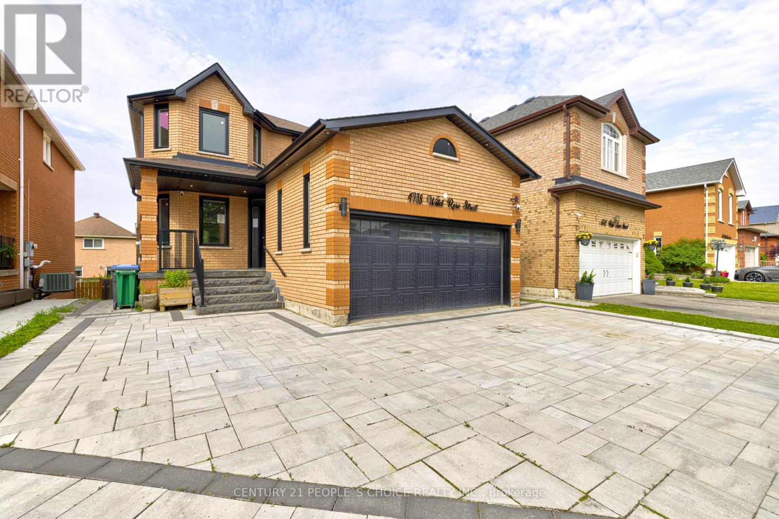 4738 Wild Rose Street, Mississauga, Ontario  L5M 5M6 - Photo 4 - W12217754