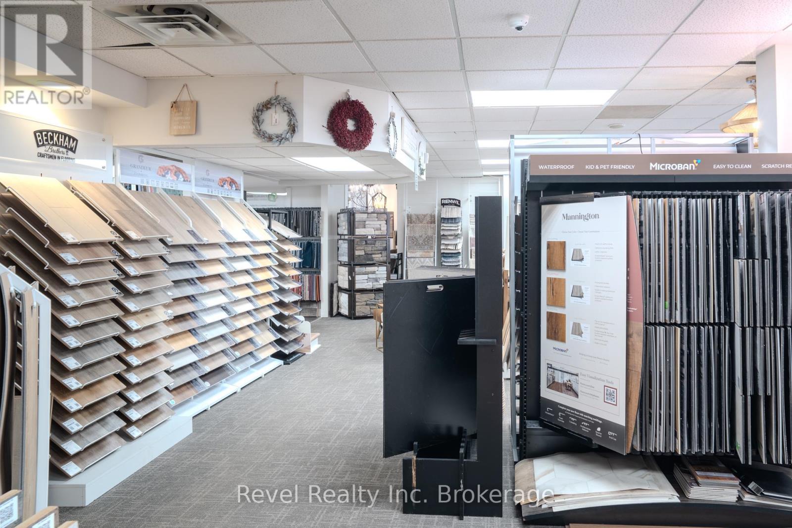 1370 Regina Street, North Bay, Ontario  P1B 2L3 - Photo 18 - X12220611