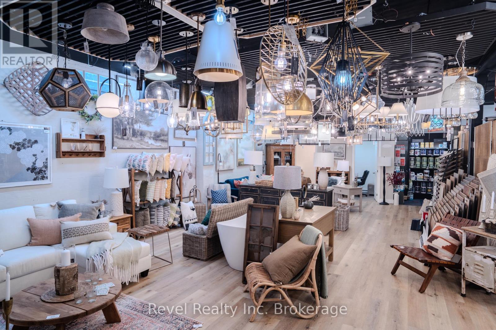 1370 Regina Street, North Bay, Ontario  P1B 2L3 - Photo 32 - X12220611