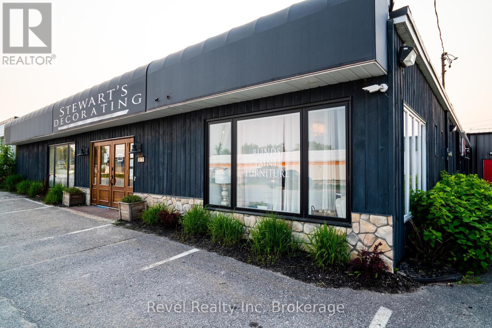 1370 Regina Street, North Bay, Ontario  P1B 2L3 - Photo 11 - X12220615