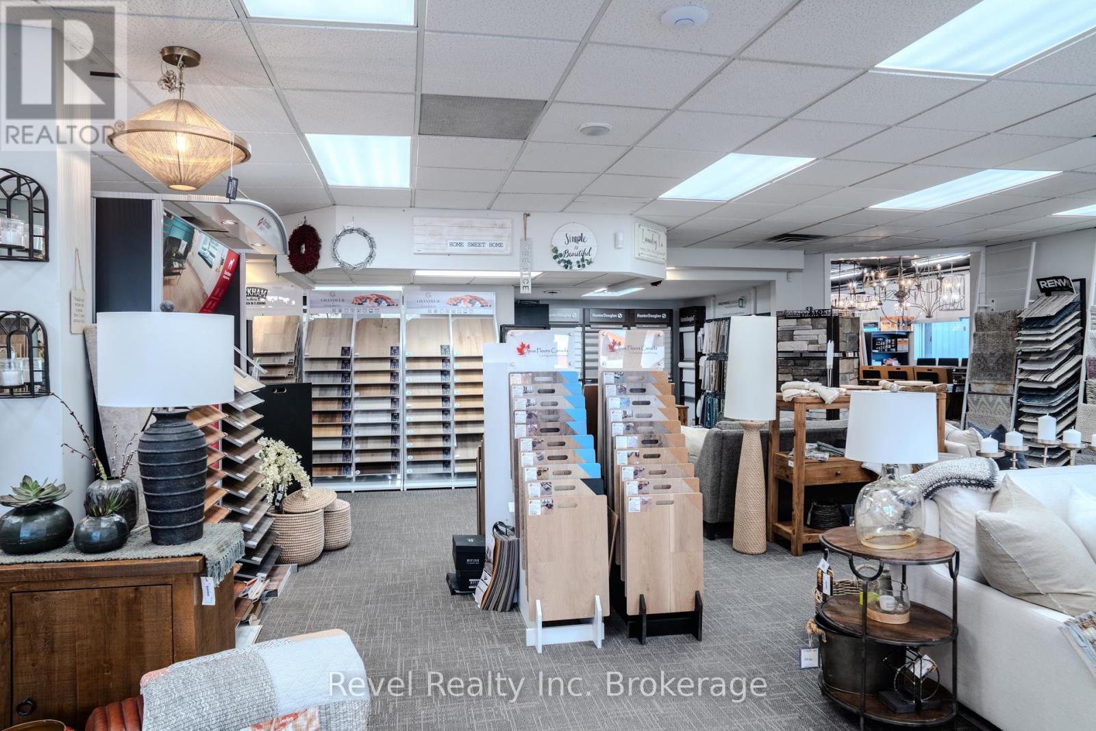 1370 Regina Street, North Bay, Ontario  P1B 2L3 - Photo 14 - X12220615