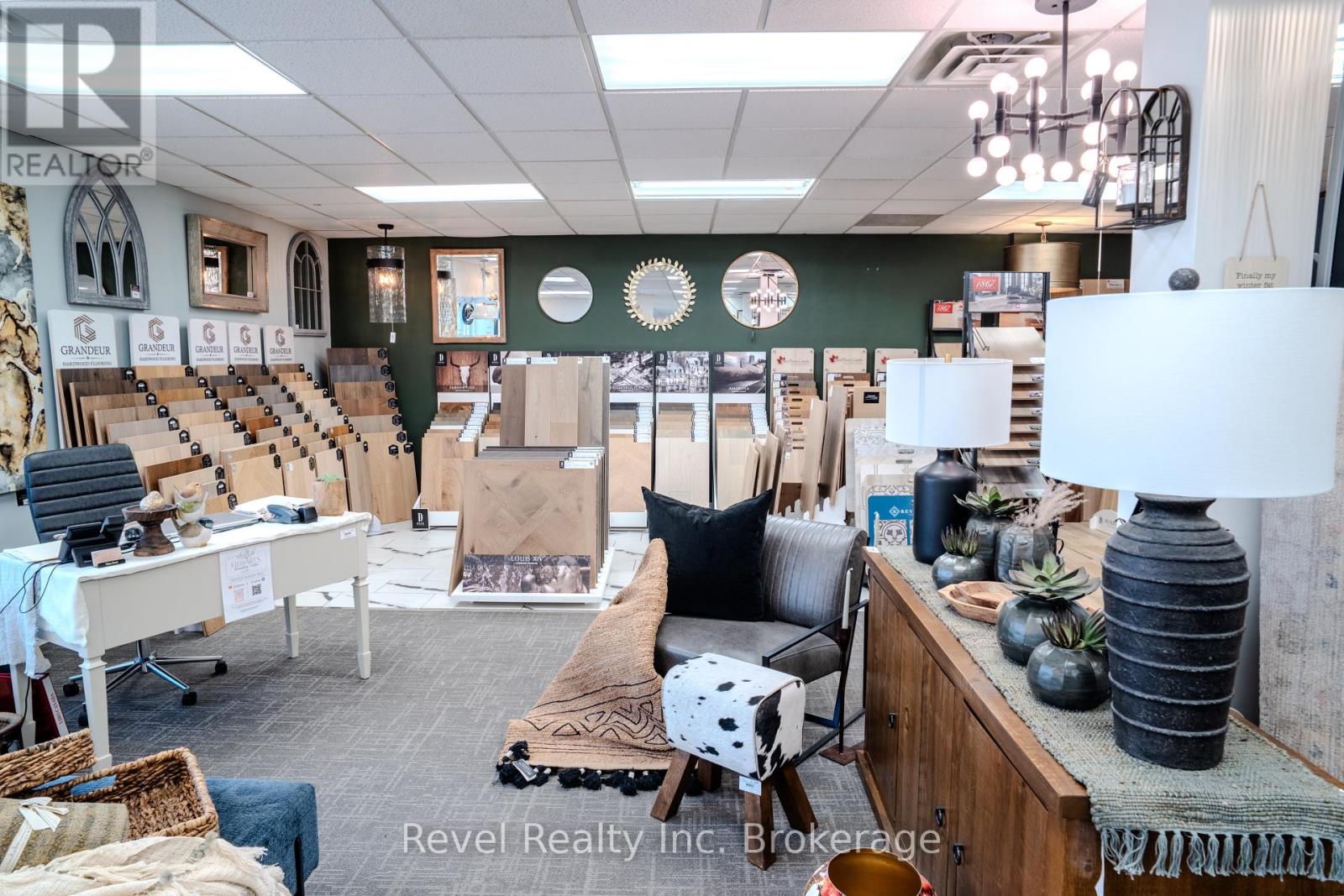 1370 Regina Street, North Bay, Ontario  P1B 2L3 - Photo 17 - X12220615