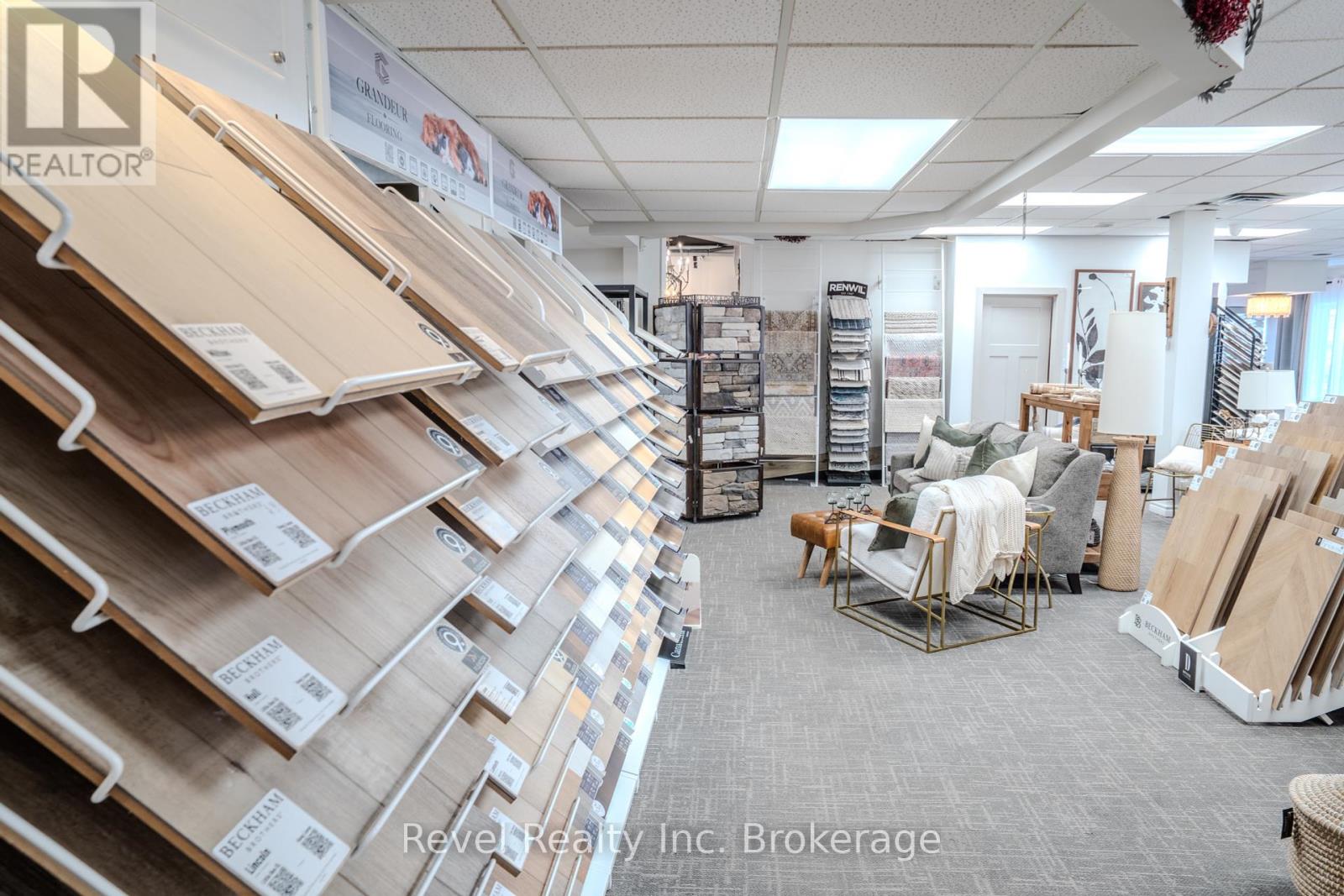 1370 Regina Street, North Bay, Ontario  P1B 2L3 - Photo 26 - X12220615