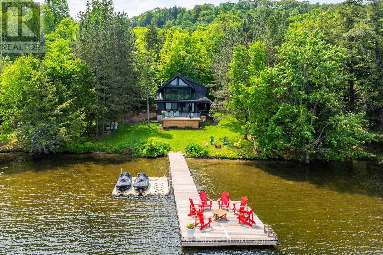 1167 WOLF BAY ROAD, Lake of Bays, Ontario