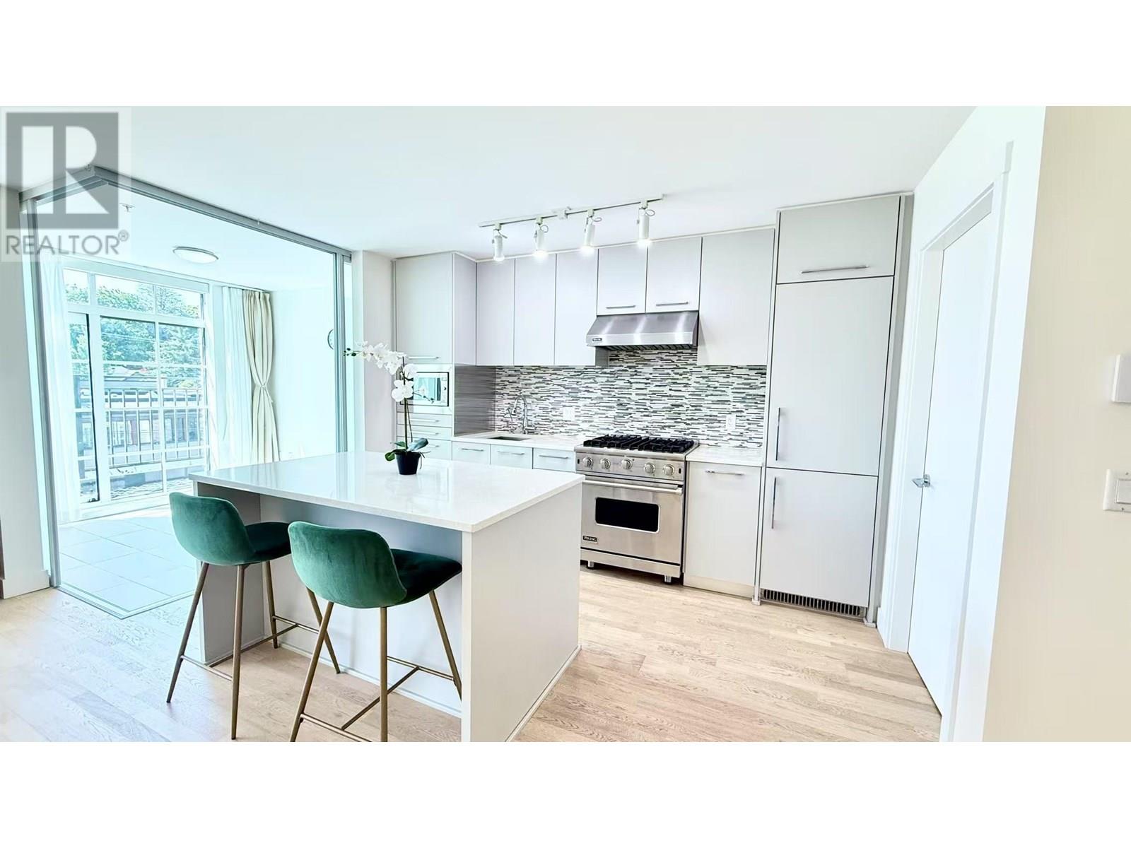 307 4355 W 10th Avenue, Vancouver, British Columbia  V6R 2H6 - Photo 12 - R3010385