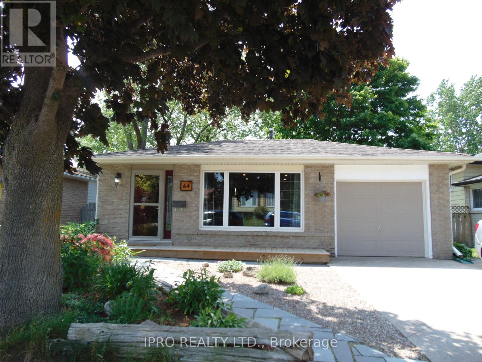 64 HAHN AVENUE, Cambridge, Ontario