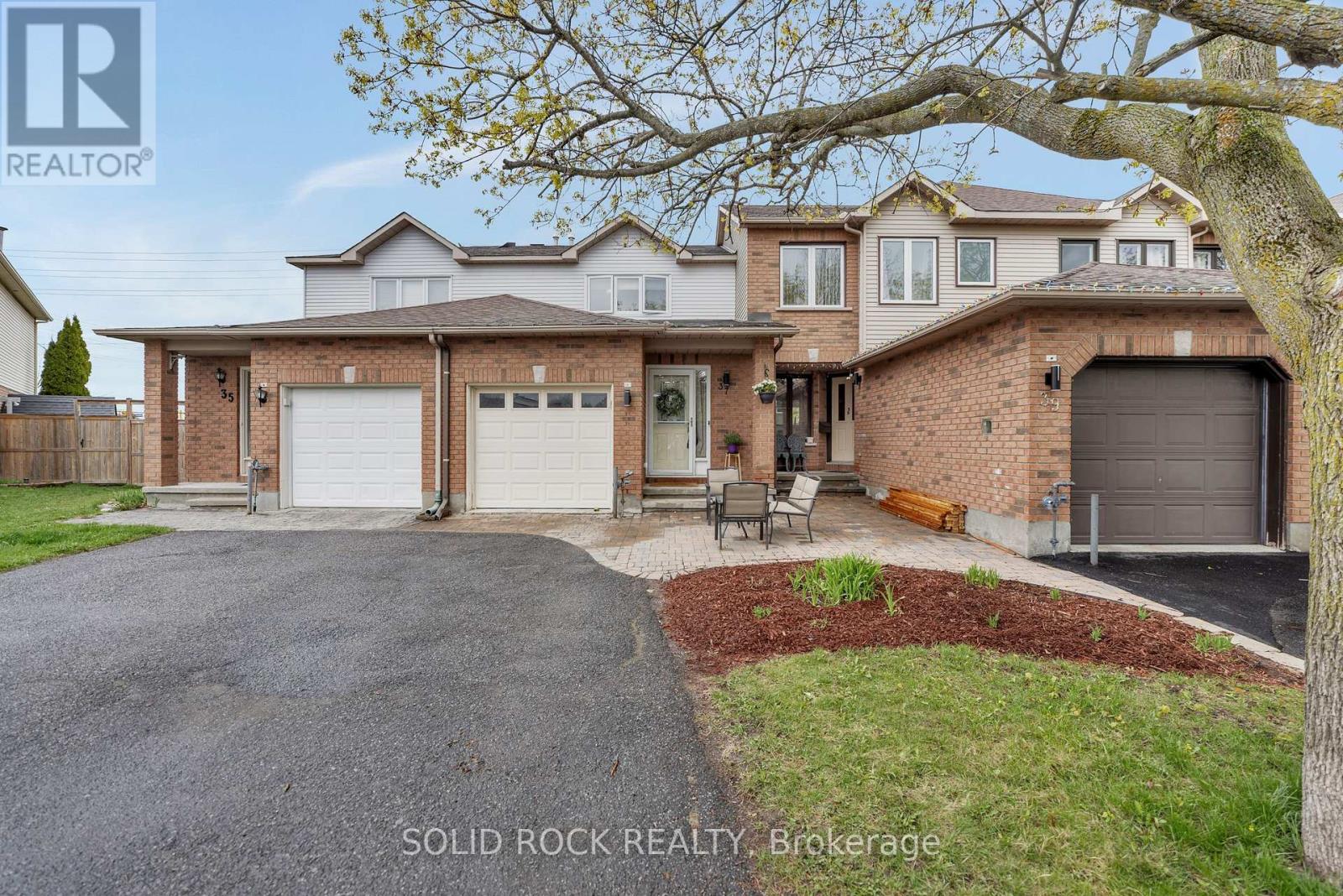 Property at 37 GRENADIER WAY image 4