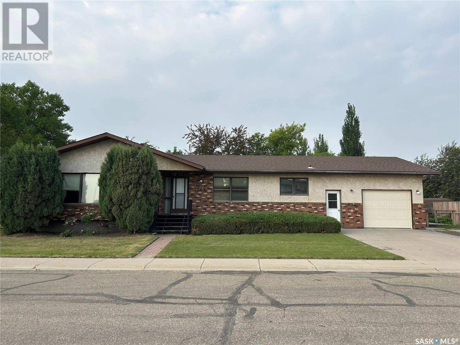 1563 Wahlmeier DRIVE, Estevan, Saskatchewan