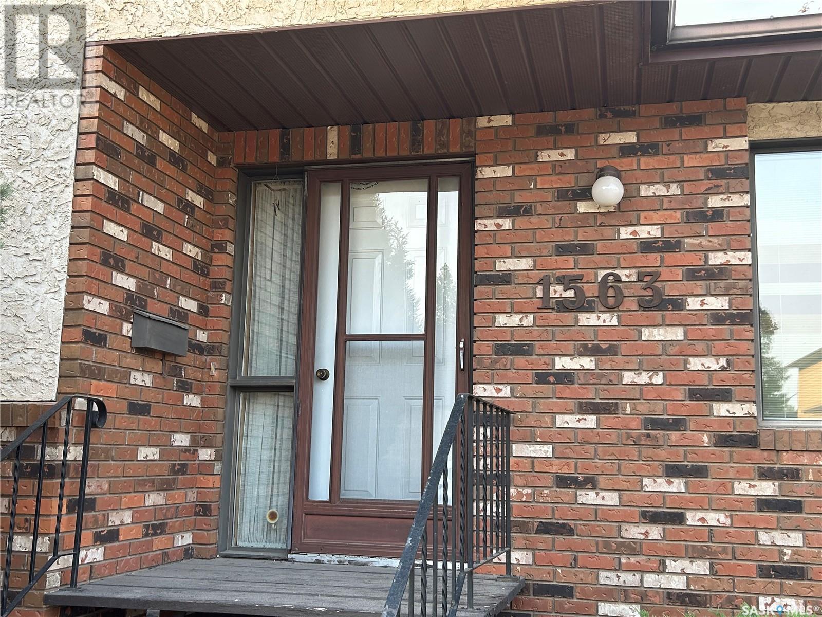 Property at 1563 Wahlmeier DRIVE image 3