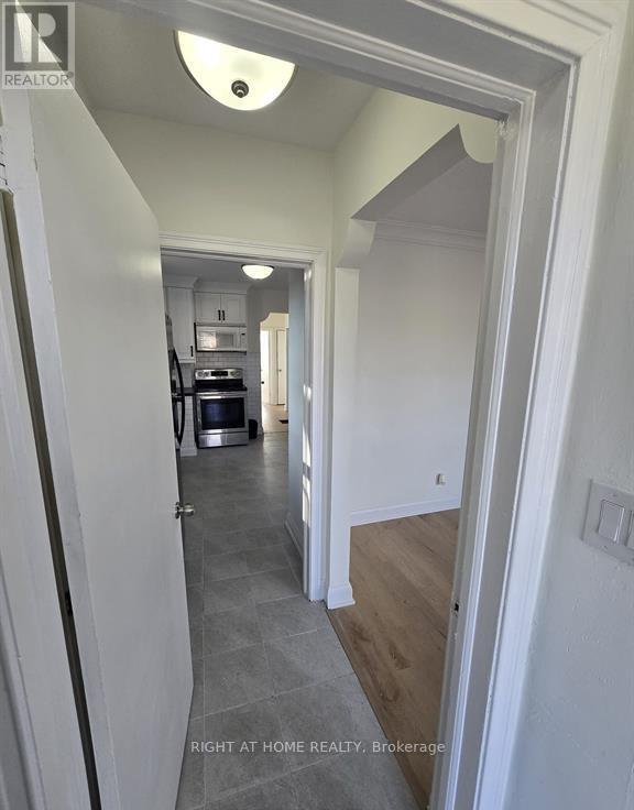 70 Bunnell Crescent, Toronto, Ontario  M3M 2C1 - Photo 12 - W12187242