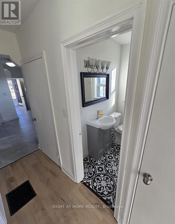 70 Bunnell Crescent, Toronto, Ontario  M3M 2C1 - Photo 18 - W12187242