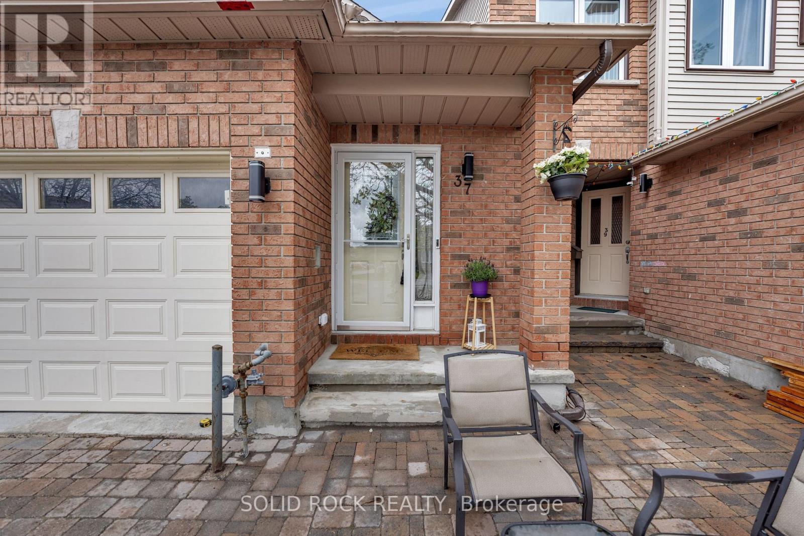 Property at 37 GRENADIER WAY image 2