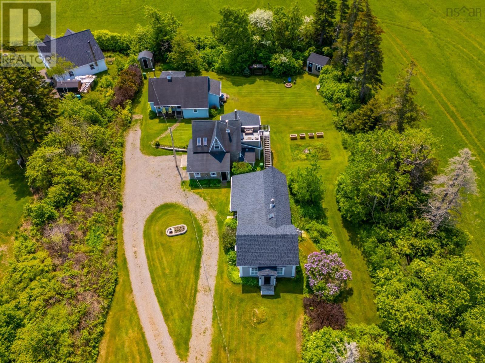 166-168 Seaman Street, Margaretsville, Nova Scotia