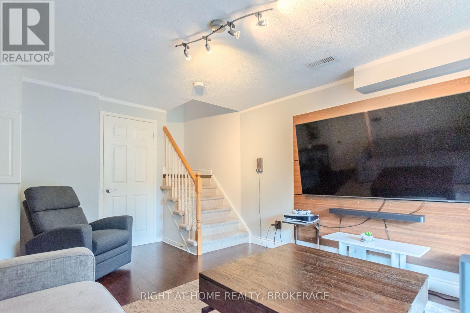 2515 Gill Crescent, Oakville (Ro River Oaks), Ontario  L6H 6R8 - Photo 31 - W12217406