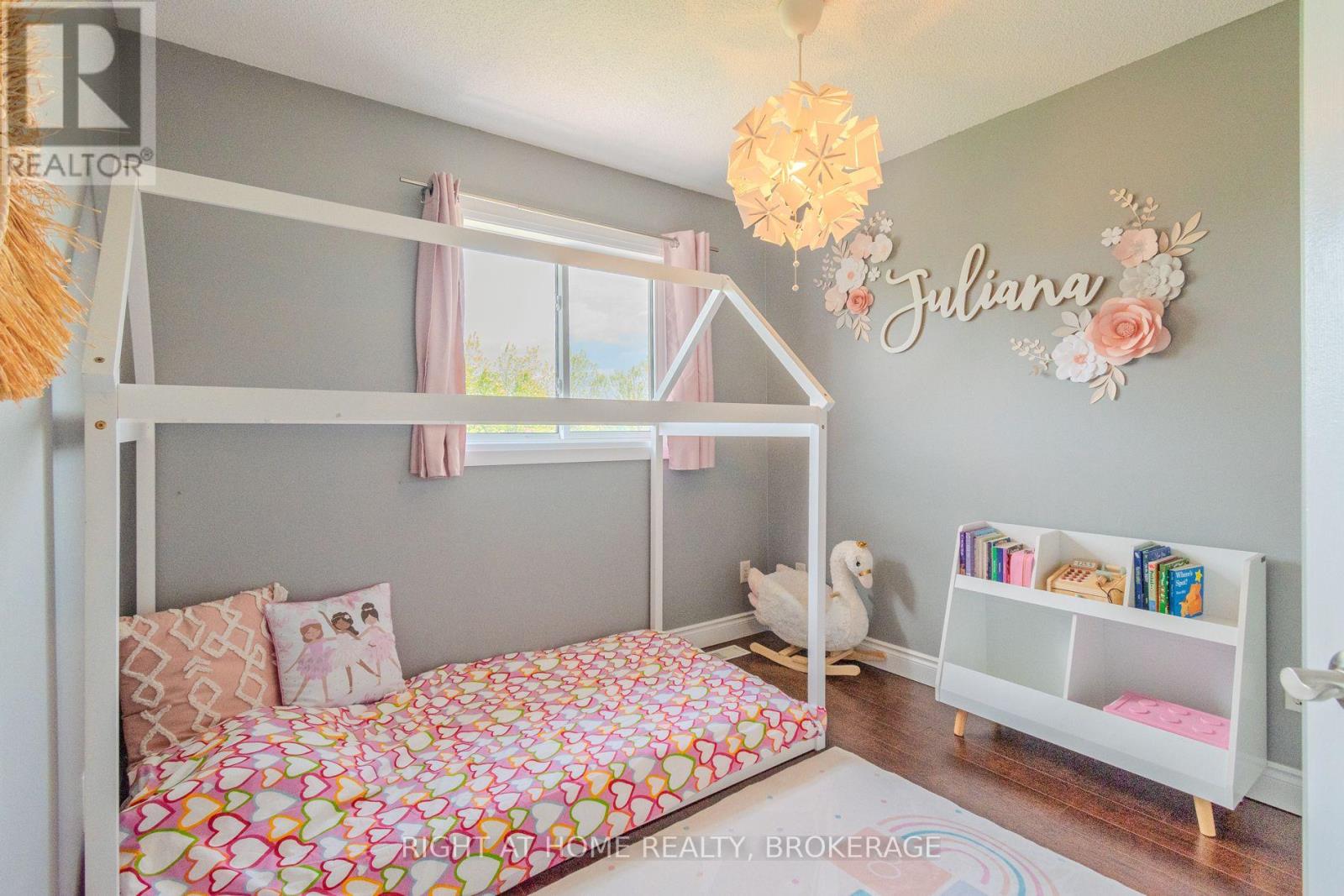 2515 Gill Crescent, Oakville (Ro River Oaks), Ontario  L6H 6R8 - Photo 18 - W12217406