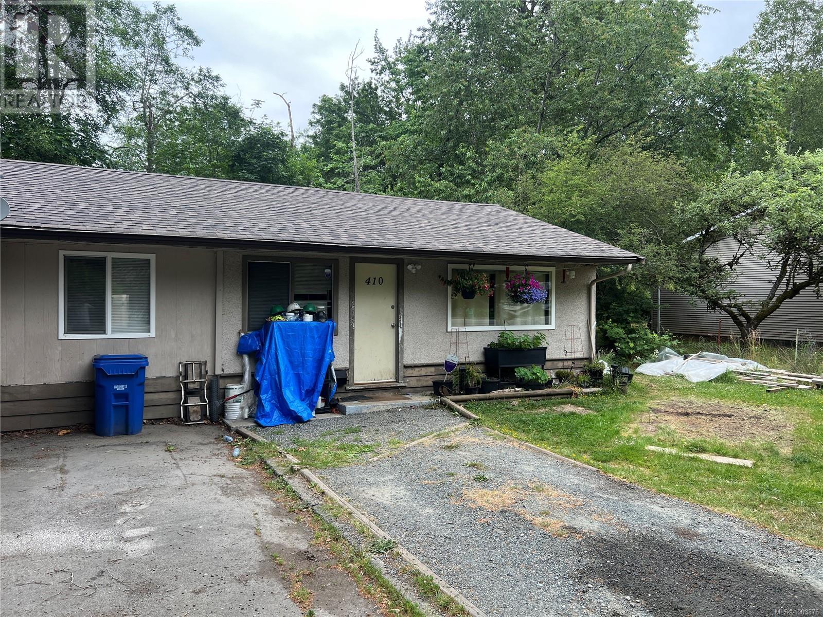 Property at 412 Seventh St image 4