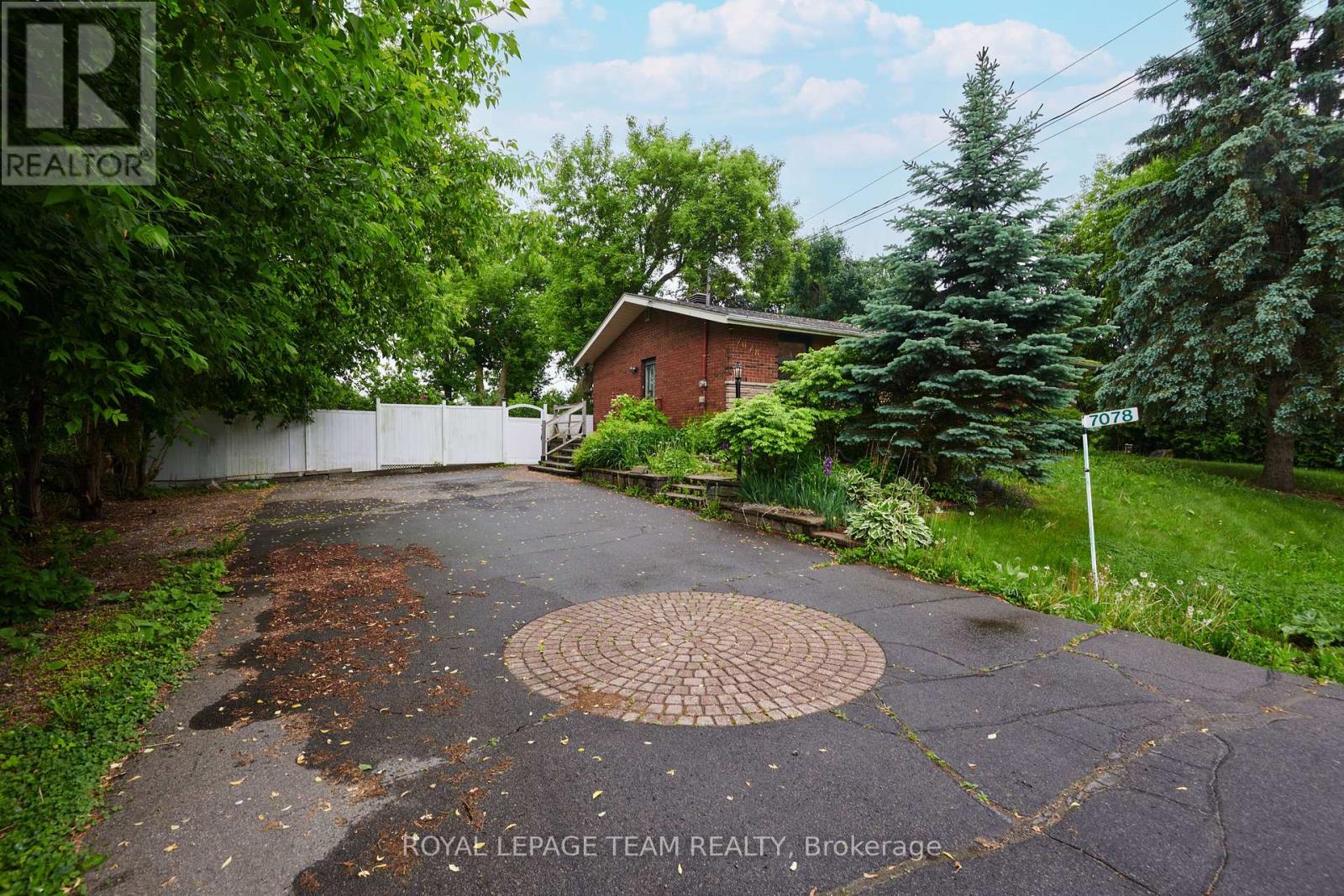 Property at 7078 MASON STREET image 2