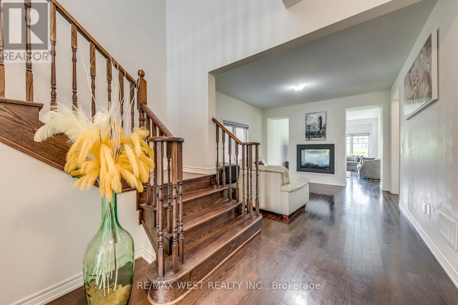Property at 286 DANNY WHEELER BOULEVARD image 5