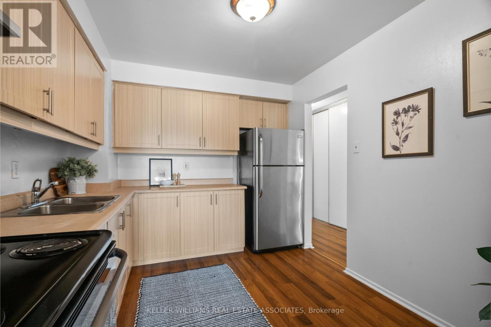 Property at 37 - 5730 MONTEVIDEO ROAD image 3