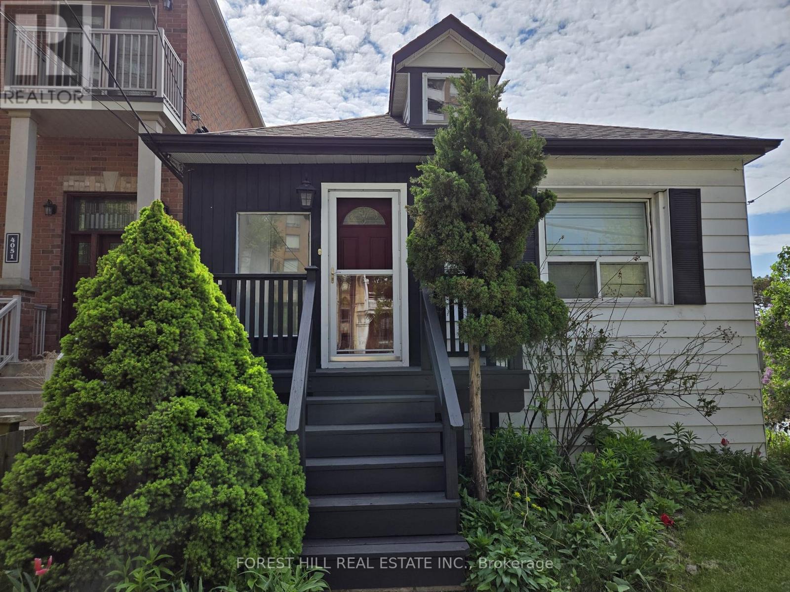 4053 OLD DUNDAS STREET, Toronto, Ontario