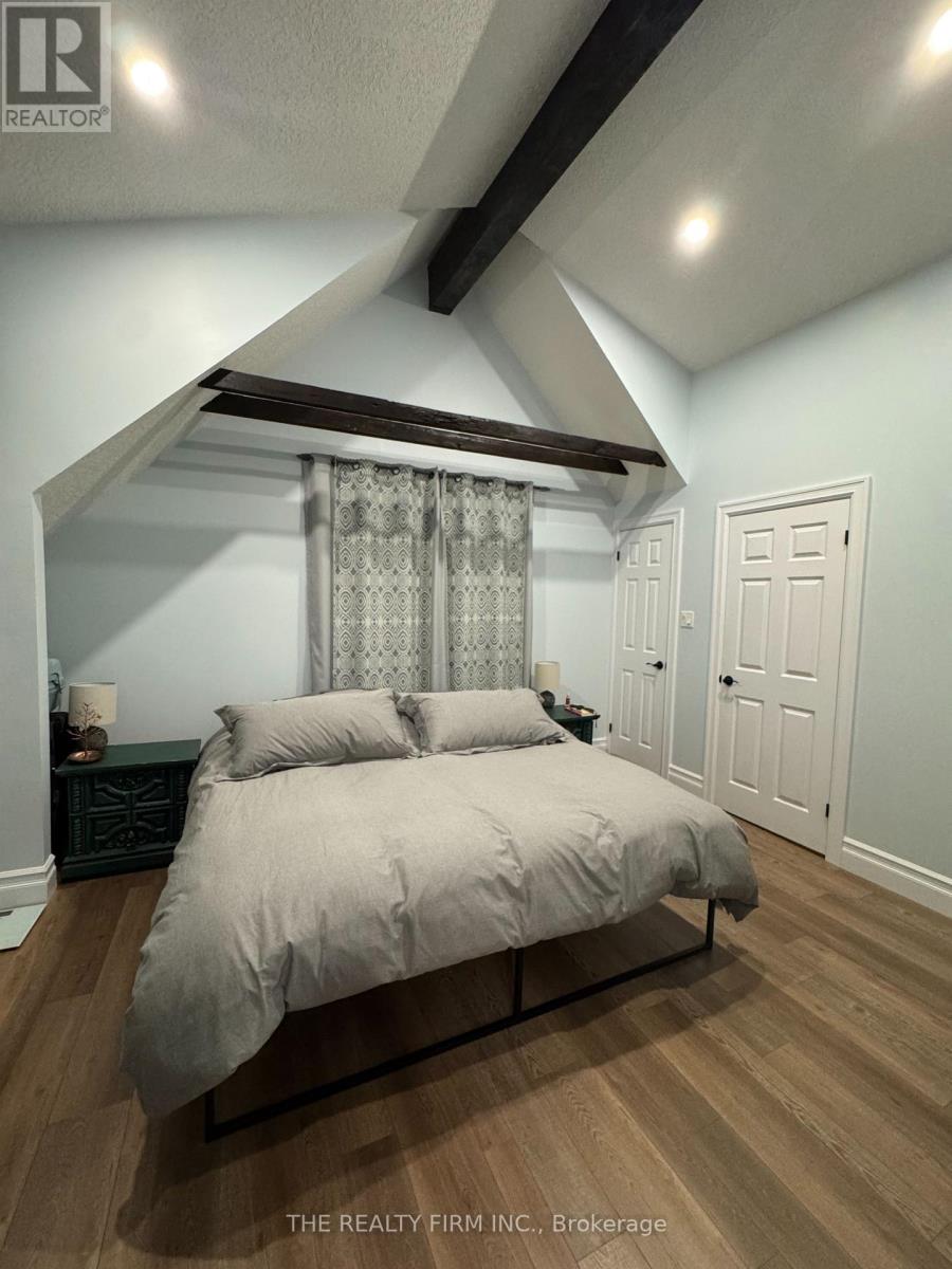 UPPER - 515 BURBROOK PLACE, London East, Ontario
