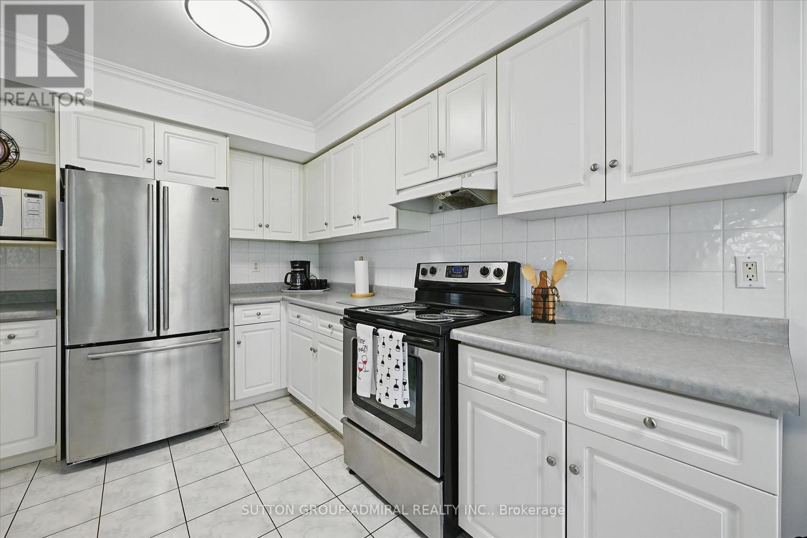 469 Dewitt Road, Hamilton, Ontario  L8E 5W8 - Photo 14 - X12220617