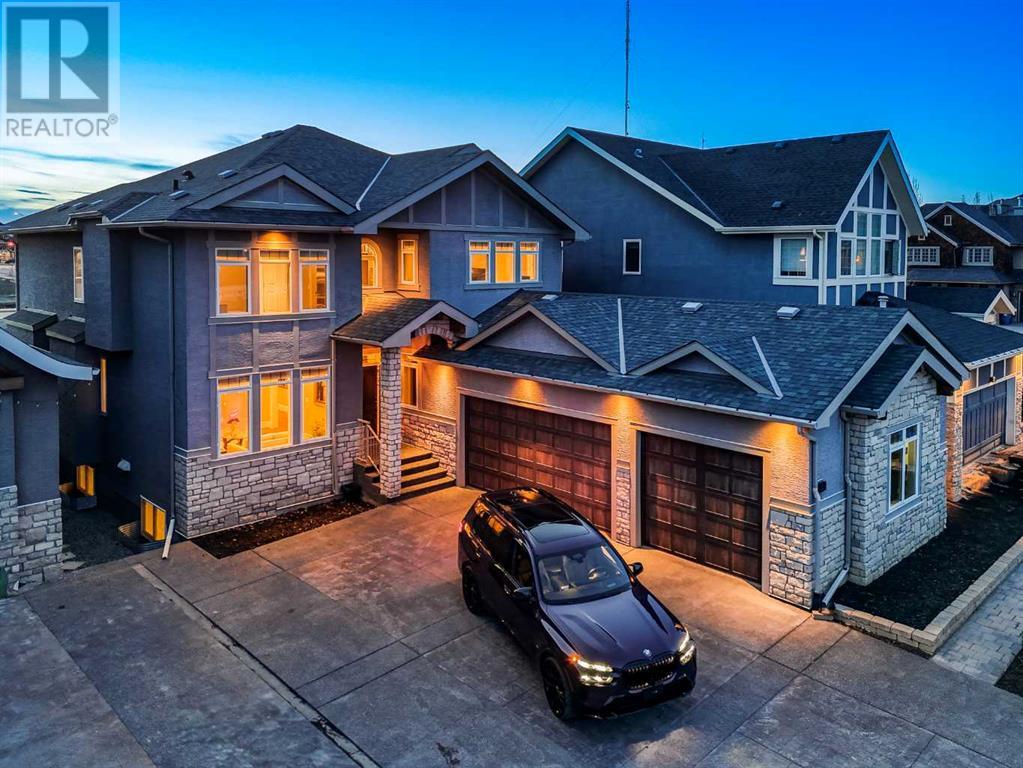 11 Westland Manor Sw, Calgary, Alberta  T3H 0W2 - Photo 2 - A2223339