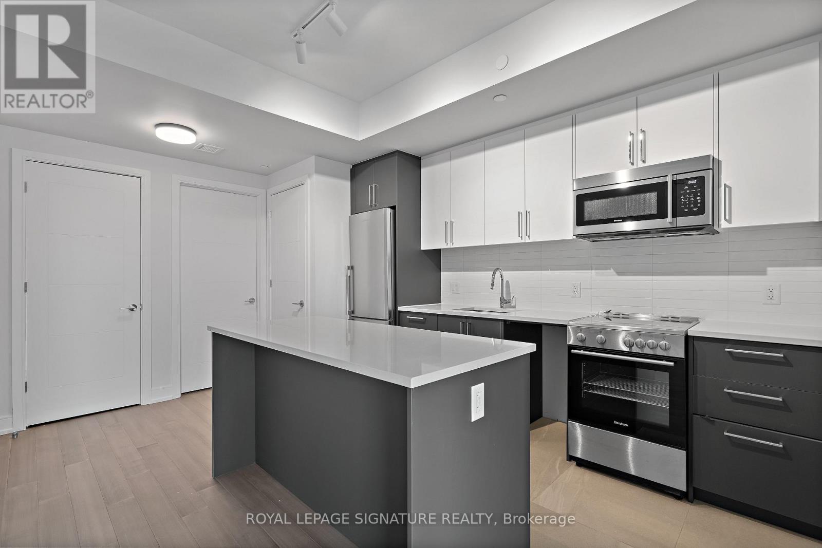 1002 - 664 SPADINA AVENUE, Toronto, Ontario