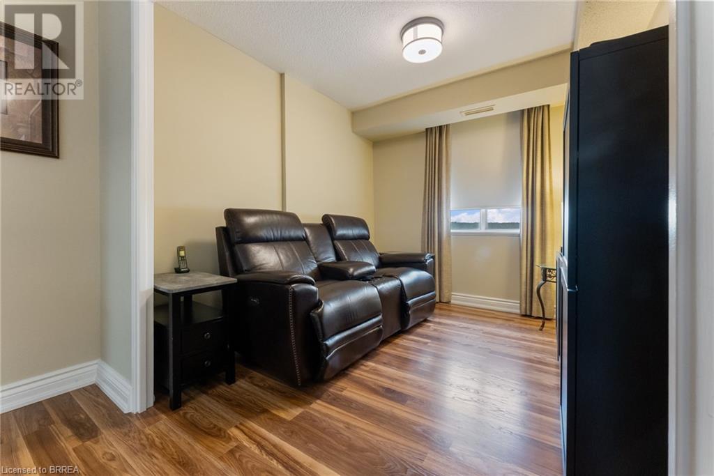 301 Frances Avenue Unit# 1605, Stoney Creek, Ontario  L8E 3W6 - Photo 12 - 40737347