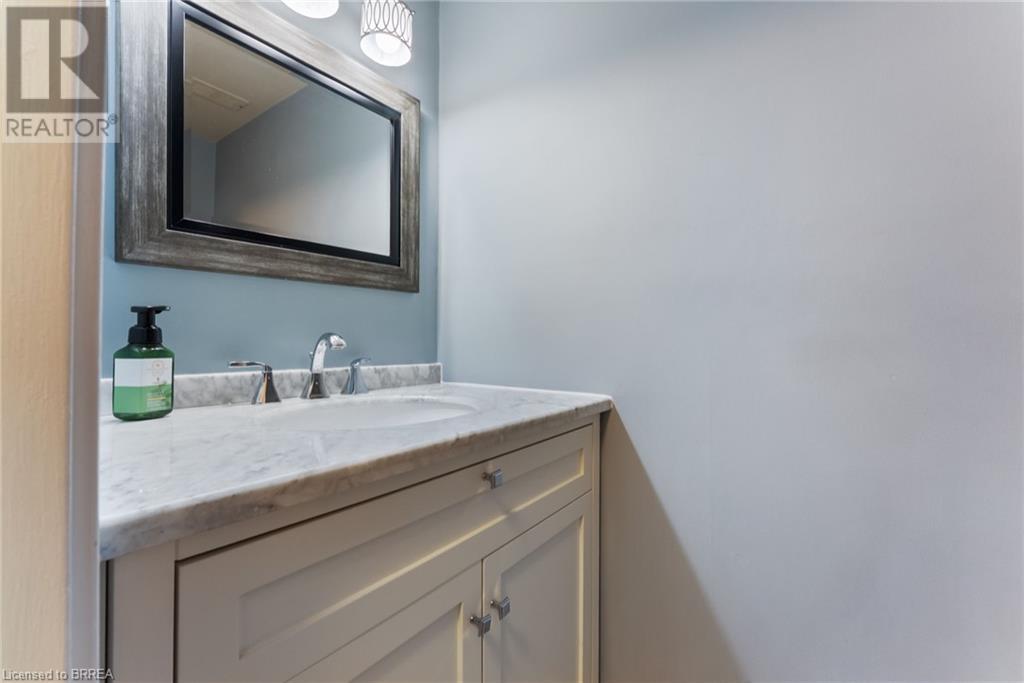 301 Frances Avenue Unit# 1605, Stoney Creek, Ontario  L8E 3W6 - Photo 22 - 40737347
