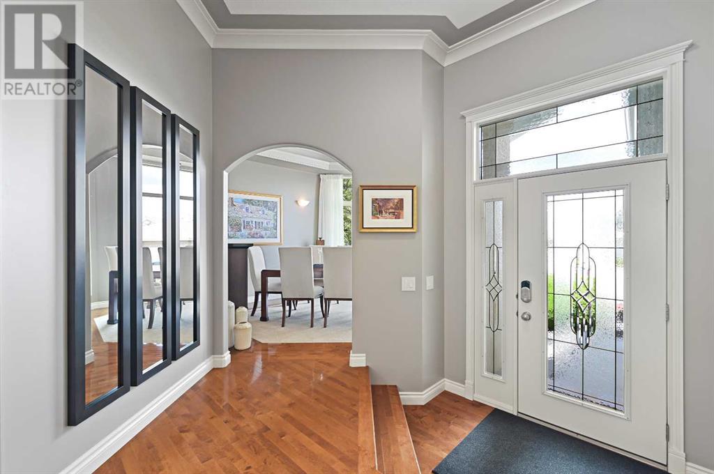 Property at 75 Hamptons Bay NW image 4
