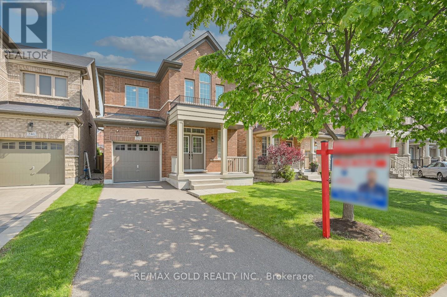 238 KINCARDINE STREET, Vaughan, Ontario