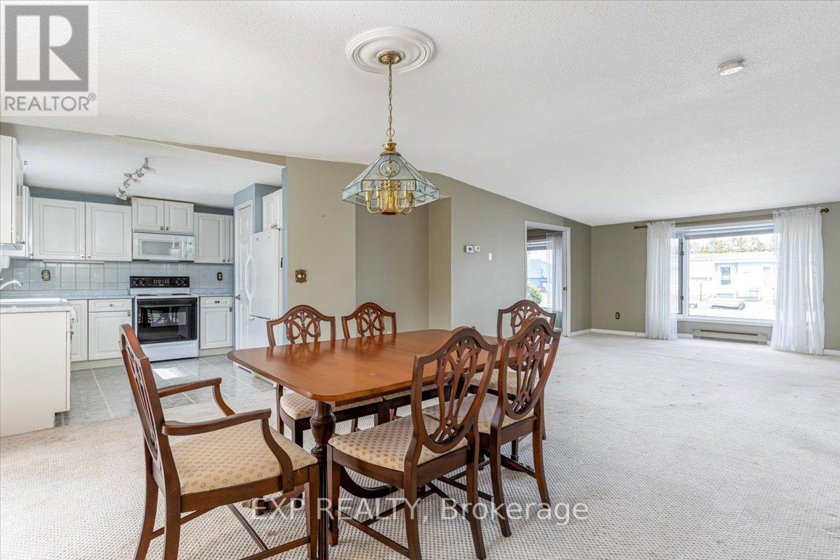 52 Fairway Drive, Clarington, Ontario  L1B 1B3 - Photo 21 - E12046507