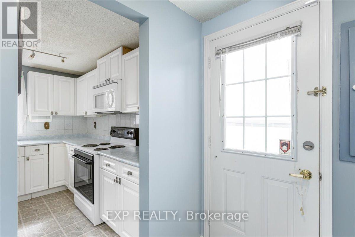 52 Fairway Drive, Clarington, Ontario  L1B 1B3 - Photo 25 - E12046507