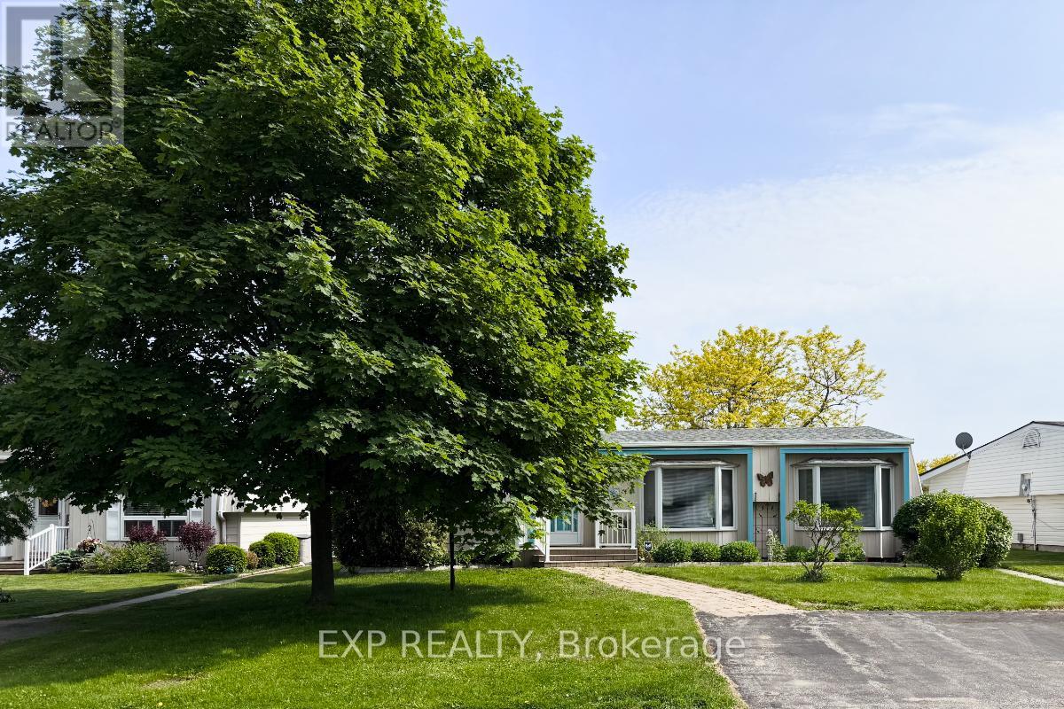 52 Fairway Drive, Clarington, Ontario  L1B 1B3 - Photo 3 - E12046507