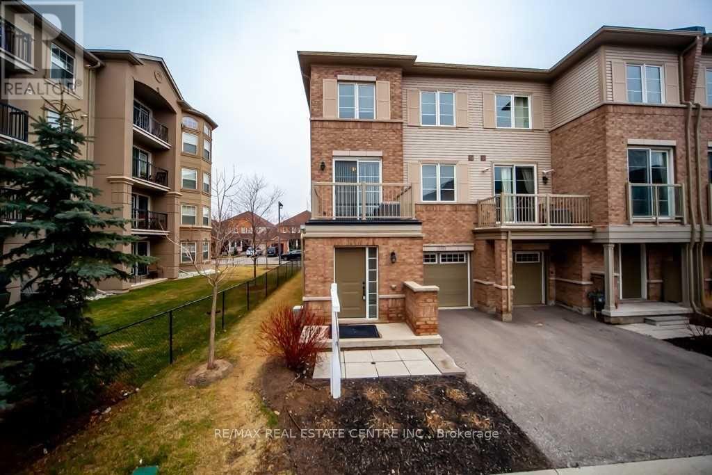 145 - 165 HAMPSHIRE WAY, Milton, Ontario