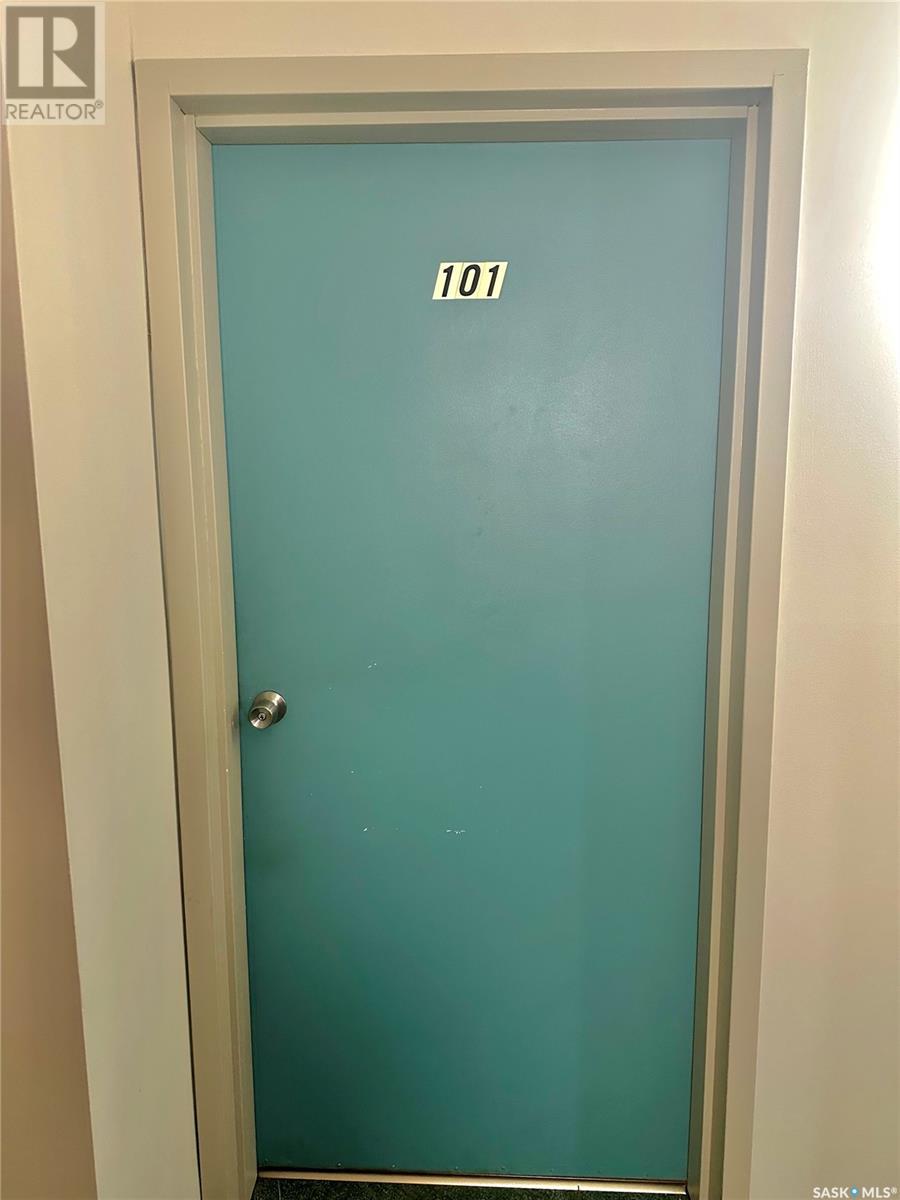 101 1002 108th Street, North Battleford, Saskatchewan  S9A 2A9 - Photo 2 - SK009433