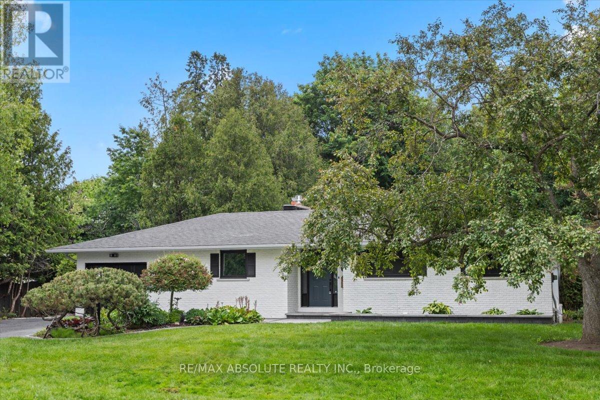 36 BEVERLY STREET, Ottawa, Ontario