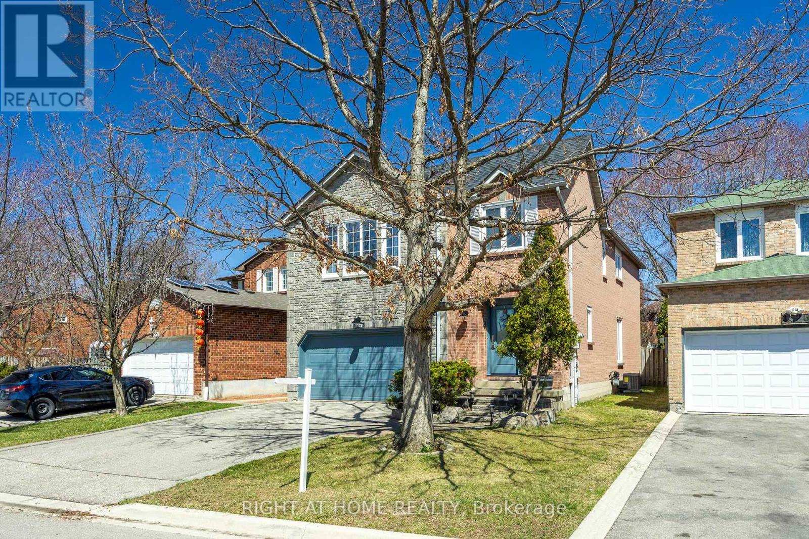 1329 SWEETBIRCH COURT, Mississauga, Ontario