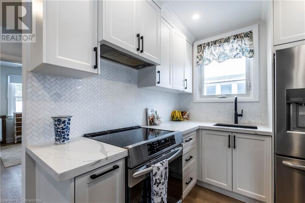 46 Kenmore Road, Hamilton, Ontario  L8S 3T7 - Photo 11 - 40739946
