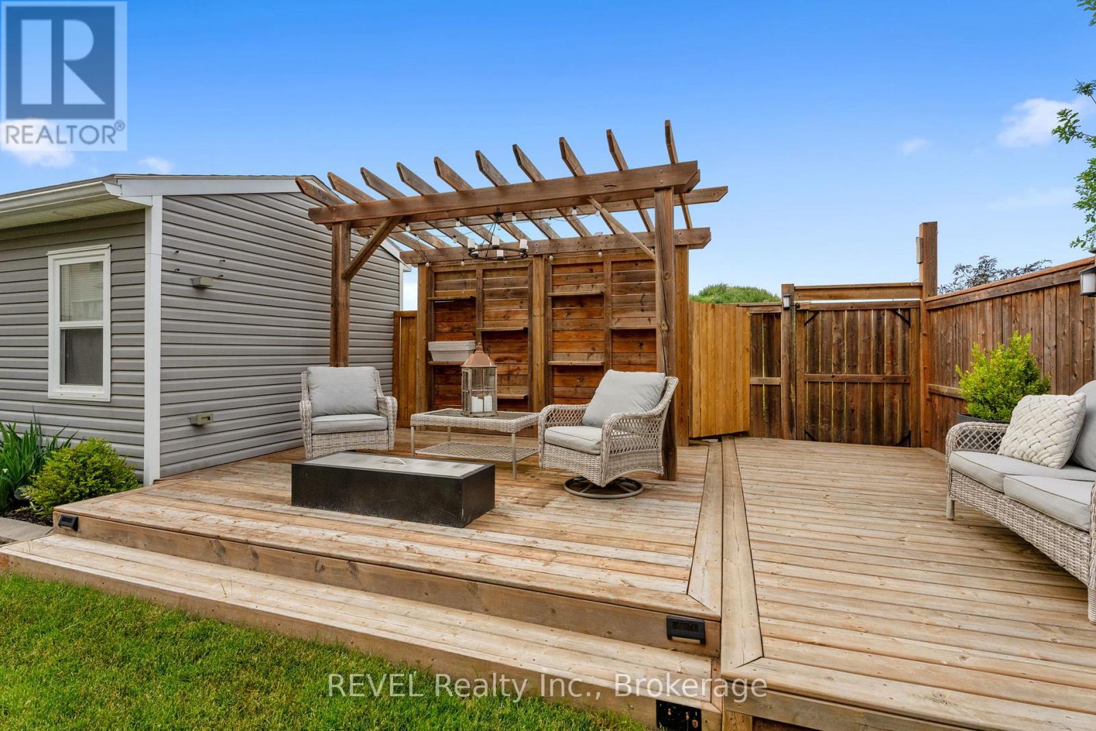 8531 Dogwood Crescent, Niagara Falls, Ontario  L2H 0K7 - Photo 46 - X12220746