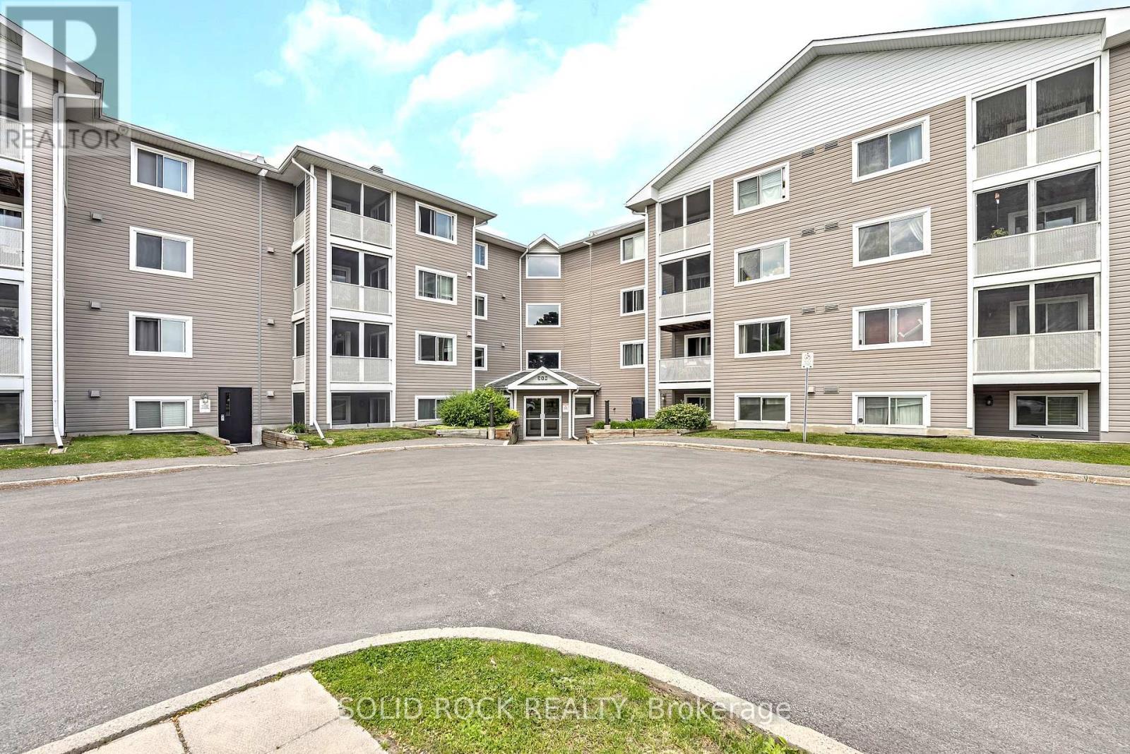 124 - 316 LORRY GREENBERG DRIVE E, Ottawa, Ontario