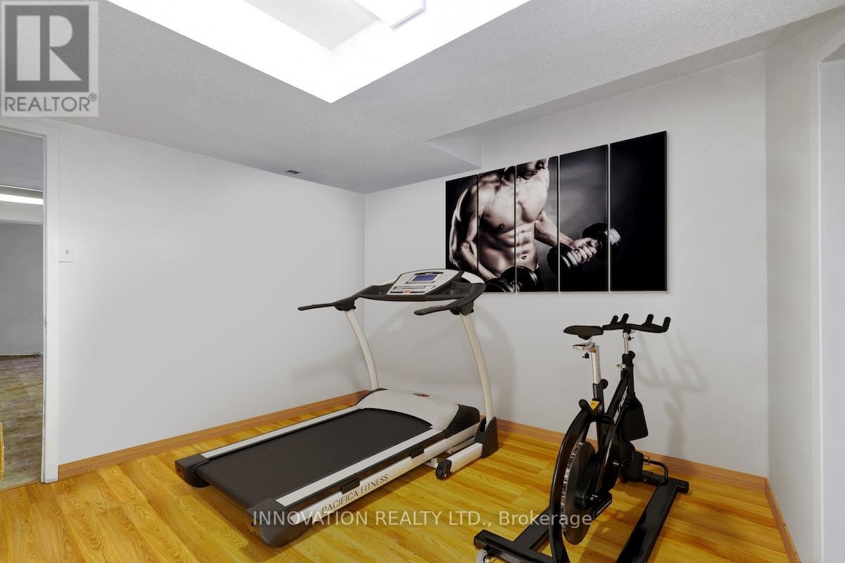 25 Spindle Way, Ottawa, Ontario  K2S 1J3 - Photo 21 - X12220765