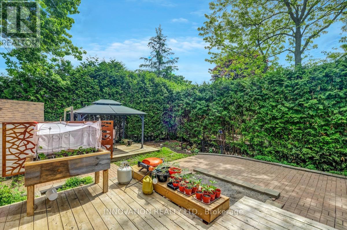 25 Spindle Way, Ottawa, Ontario  K2S 1J3 - Photo 25 - X12220765